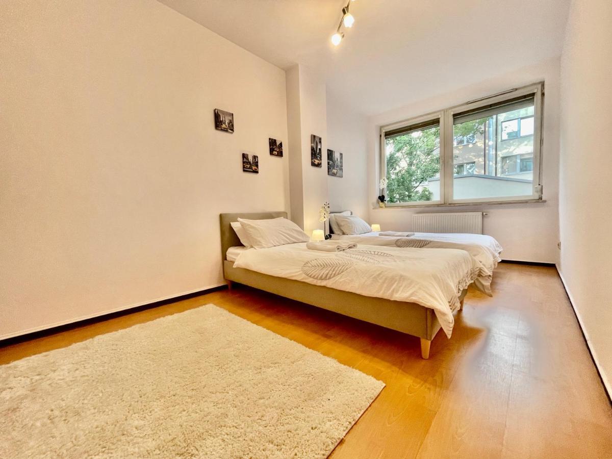 Warsaw Concierge Wola Ratusz Daire Dış mekan fotoğraf