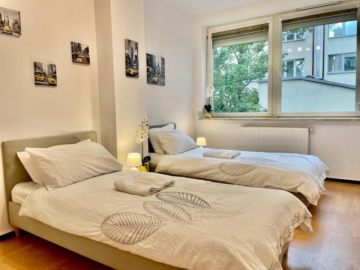 Warsaw Concierge Wola Ratusz Daire Dış mekan fotoğraf