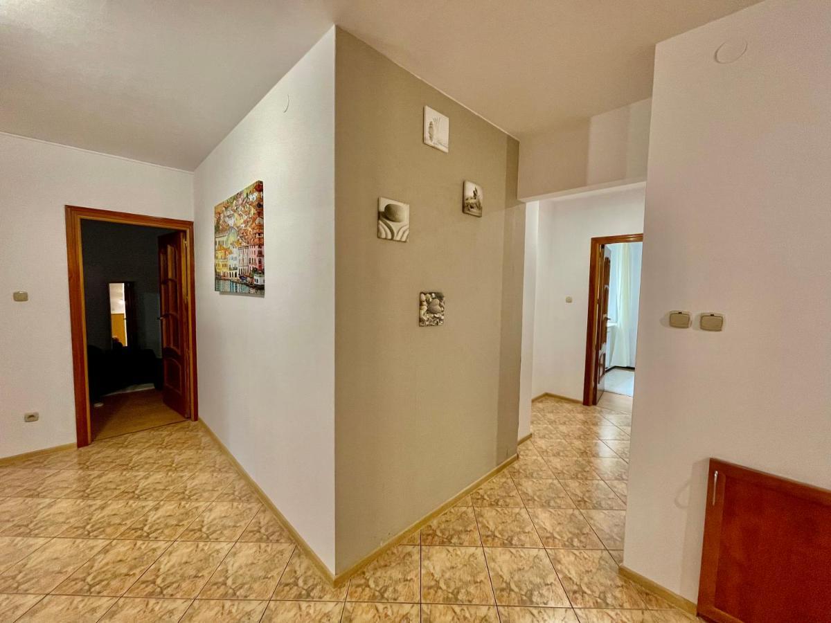 Warsaw Concierge Wola Ratusz Daire Dış mekan fotoğraf