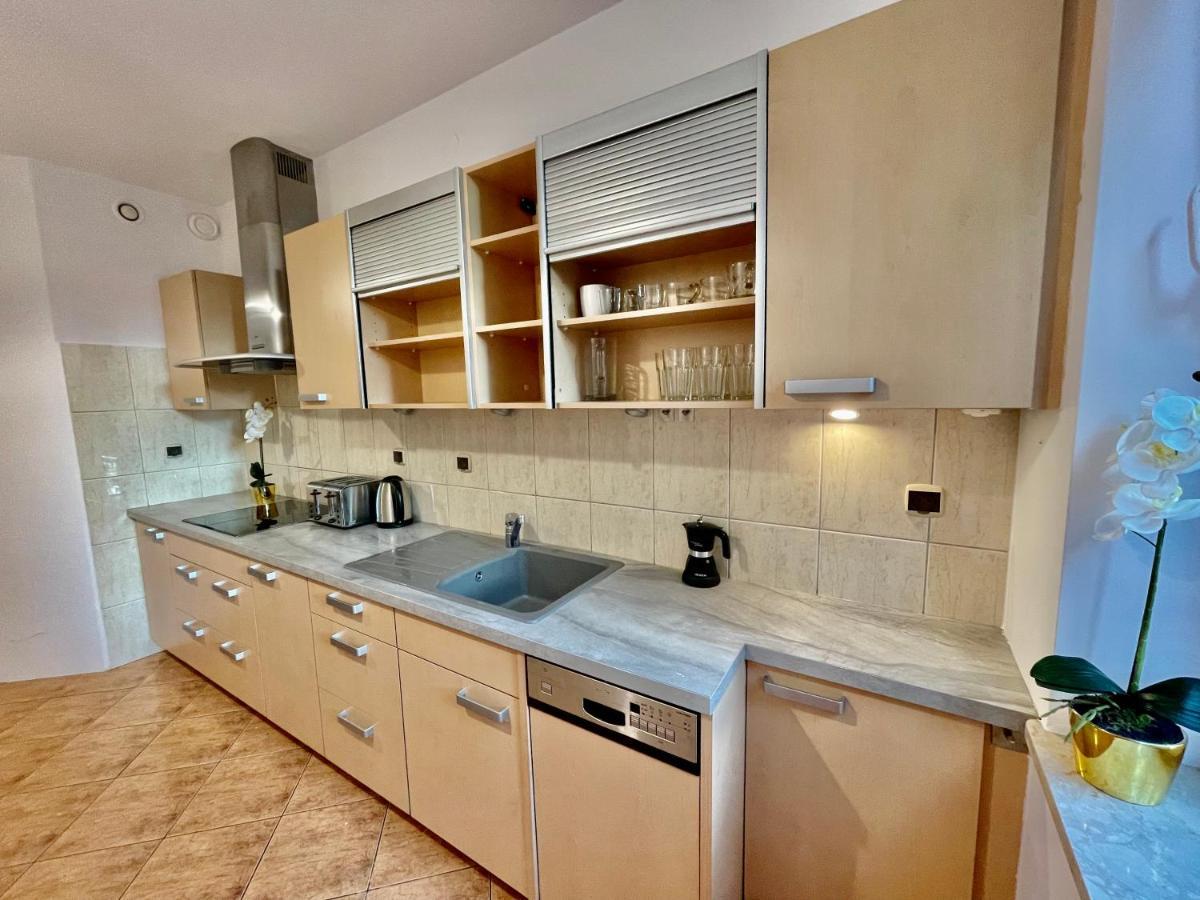 Warsaw Concierge Wola Ratusz Daire Dış mekan fotoğraf