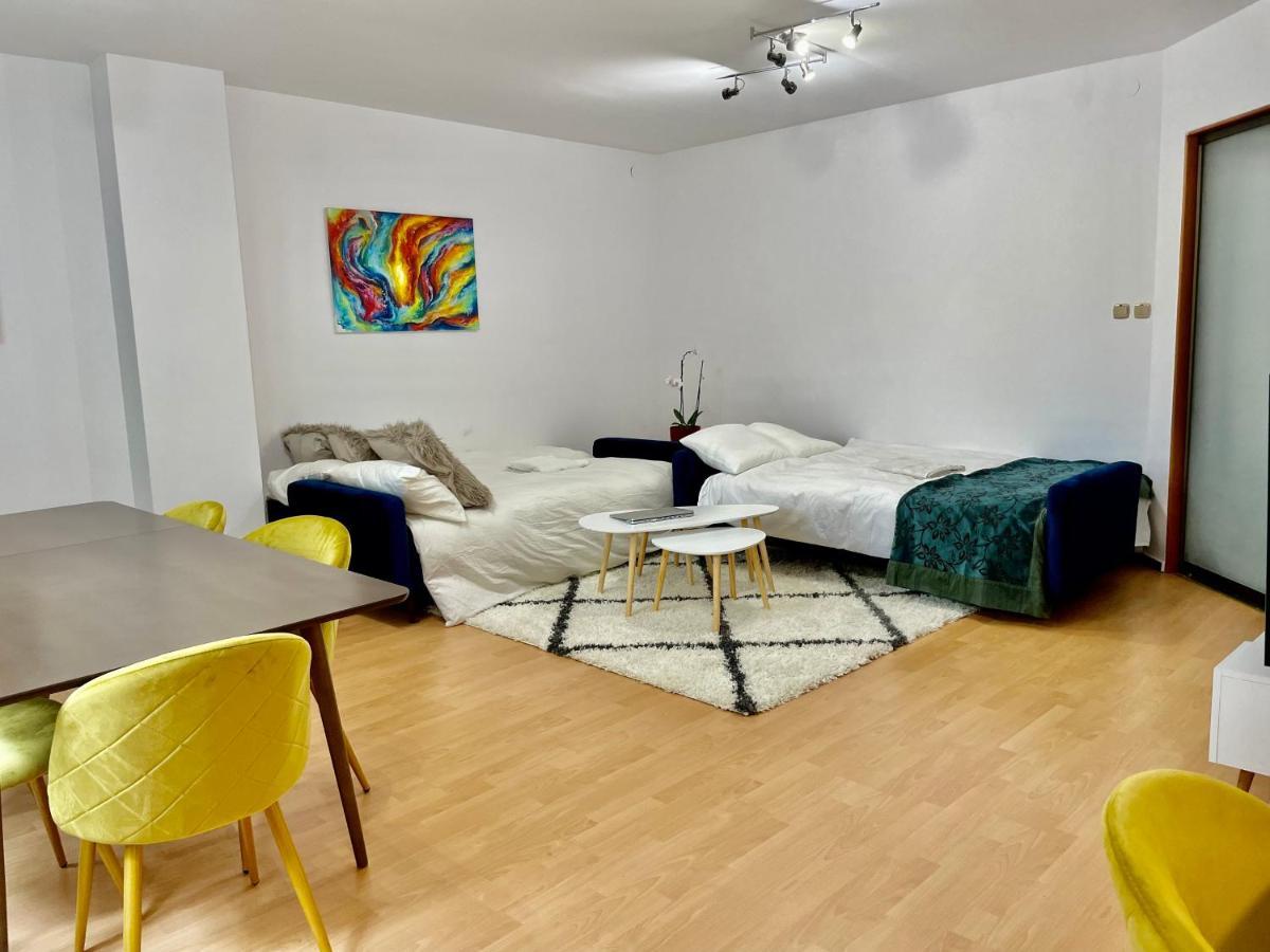 Warsaw Concierge Wola Ratusz Daire Dış mekan fotoğraf